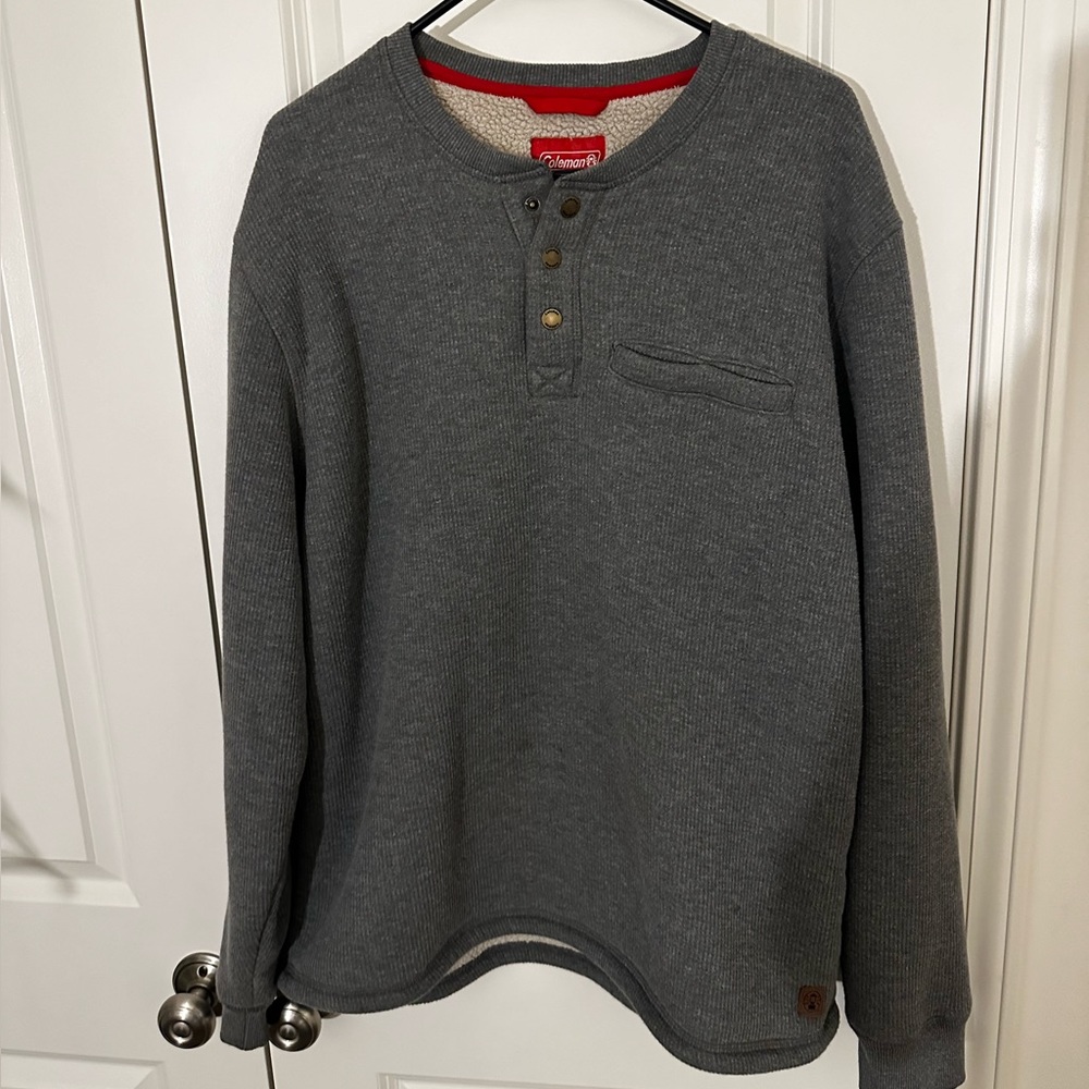Men’s large Coleman pullover fleece lined sweater